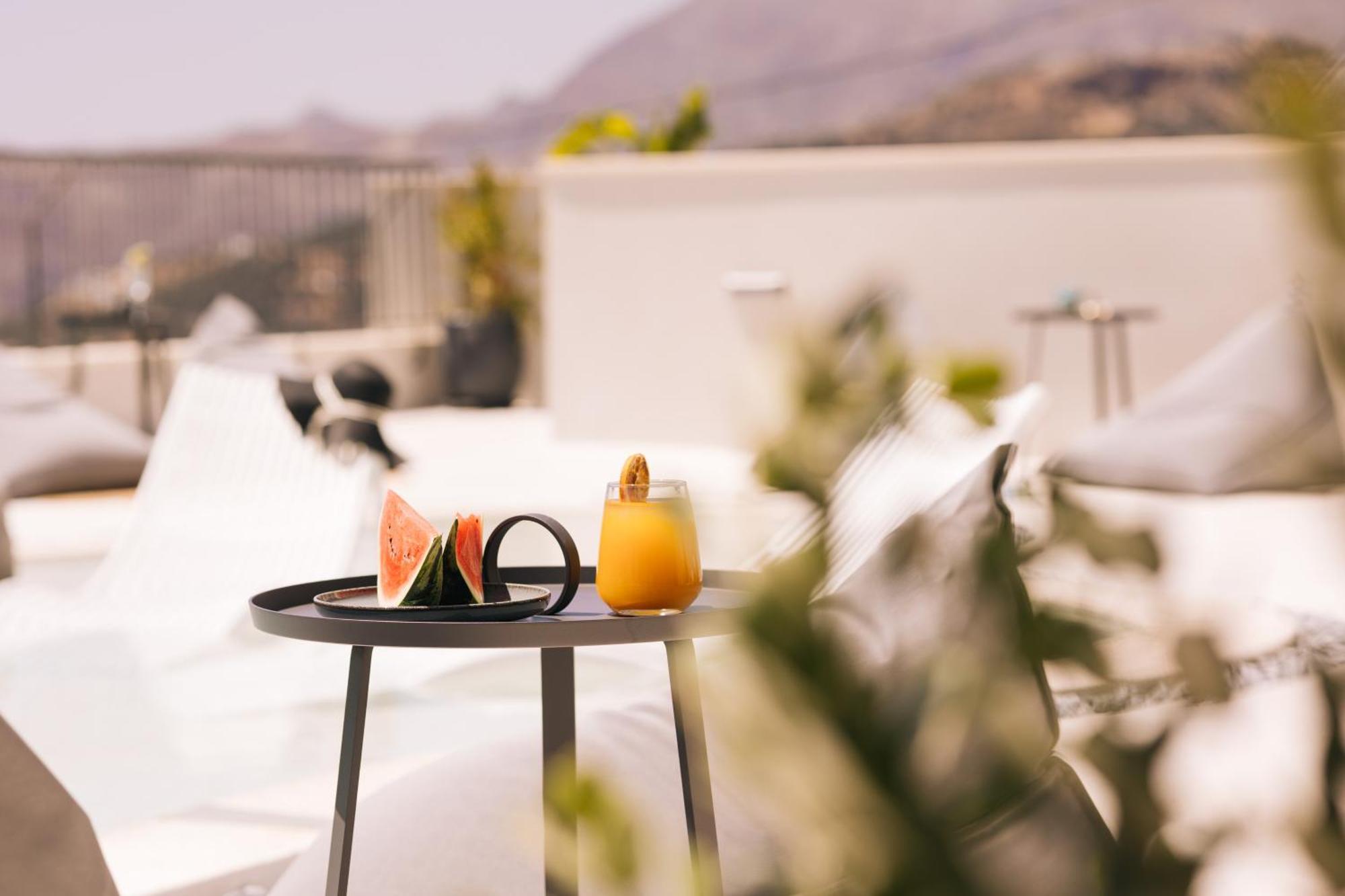 Mirthea Suites Mírthios Buitenkant foto