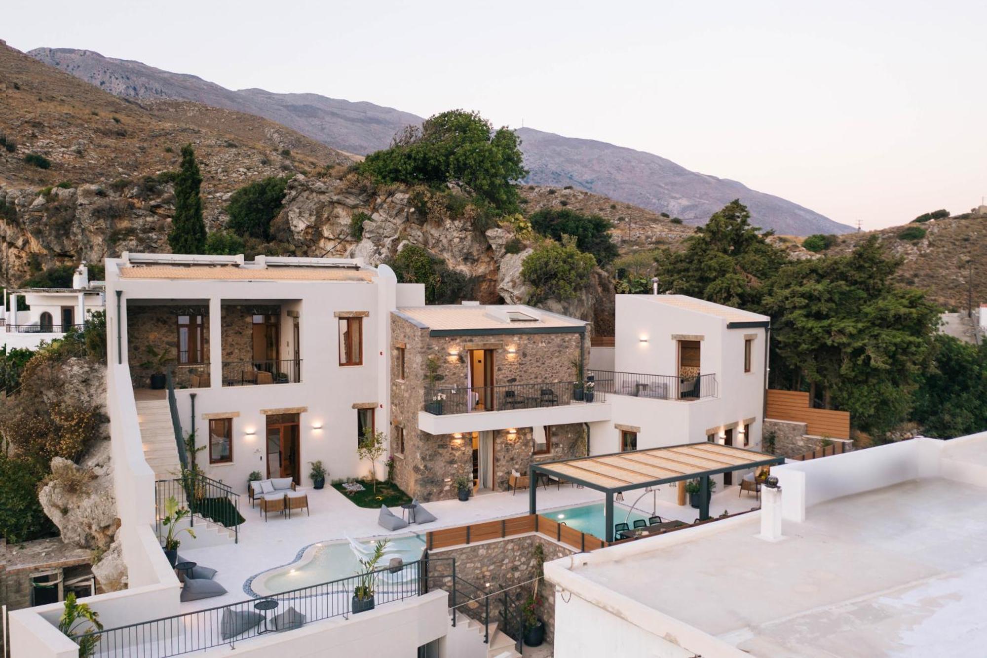Mirthea Suites Mírthios Buitenkant foto