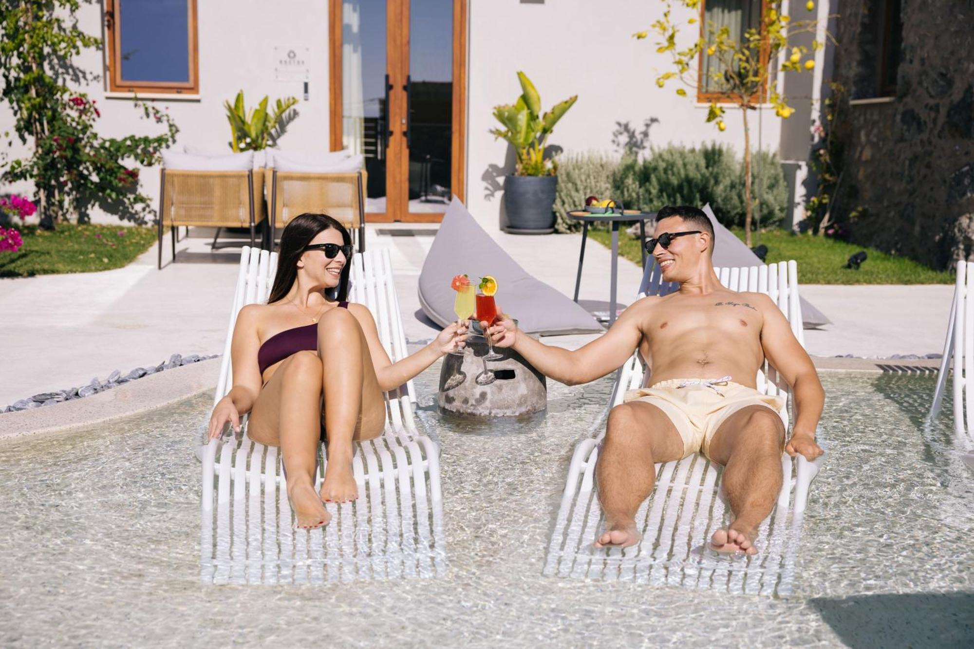Mirthea Suites Mírthios Buitenkant foto