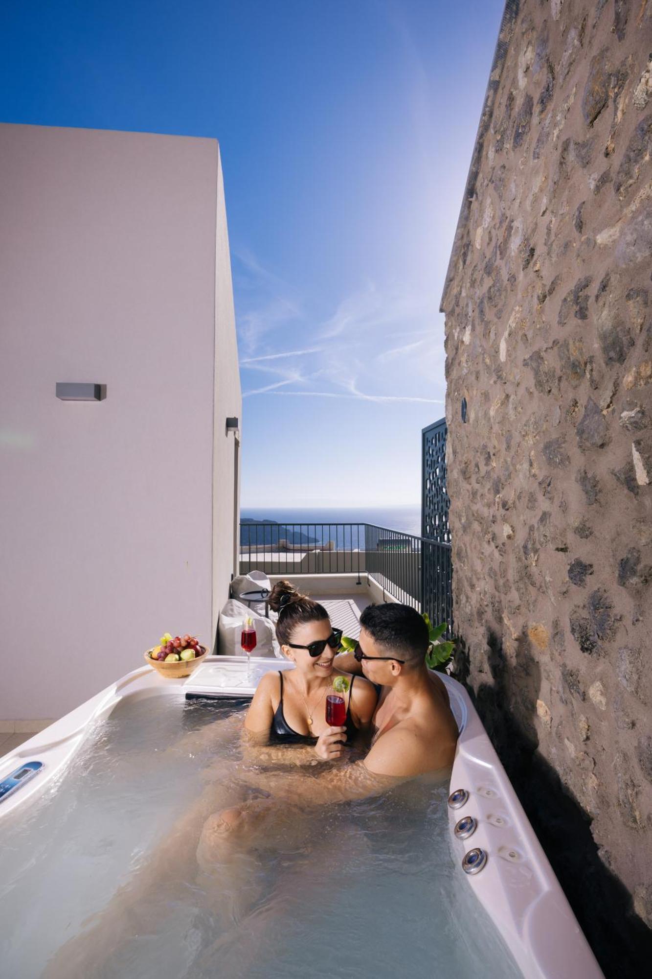 Mirthea Suites Mírthios Buitenkant foto